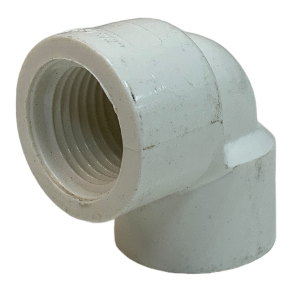 CODO 90GR DE PVC 1/2" CON ROSCA BLANCO